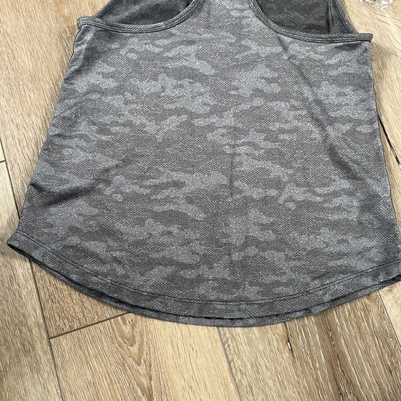 NoBull Gray Camo Racerback Lightweight Textured Tank - Picture 8 of 10